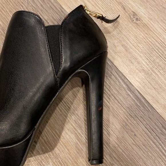 Black Material Girl booties - Picture 6 of 6